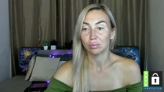 ay_kiss_jully recorded nude video 189046