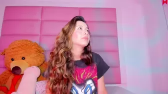 littlee_emma_ recorded nude video 19191