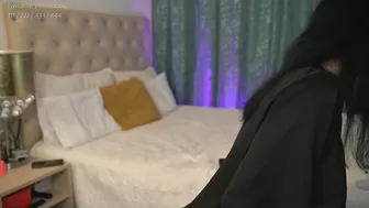 Alyonaqueen_ cam porn video posing on webcam