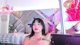 Kiim01 (09/11/2025) fuckmachine