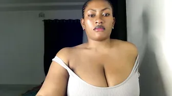 lick_my_pussyyy226651 naked on cam (09-11-2025)