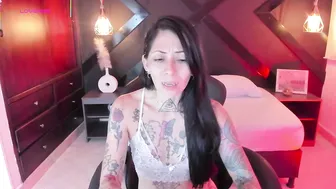 Dark_gotica cam nude 11-Sep-2025