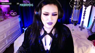 metalpocahotass recorded nude video 190938