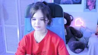 Elainebeness (09-11-2025)