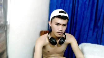holy_fucker21 webcam chat (09-11-2025)