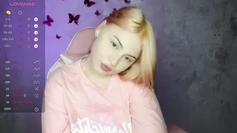 Shy_blondiee bigboobs nude cam