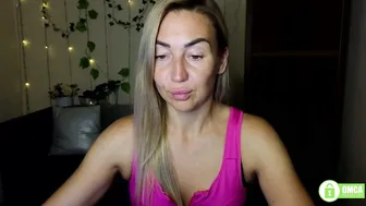ay_kiss_jully recorded nude video 192914