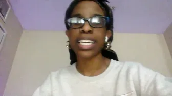 Viiickyyy sex chat show