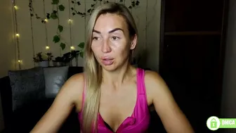 ay_kiss_jully recorded nude video 193545