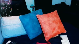 ftmblueyes (09/12/2025) on cam
