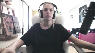 Tinykylie (09/12/2025)