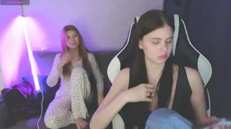 _kirieshka lesbian webcam chat