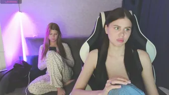 _kirieshka lesbian webcam chat