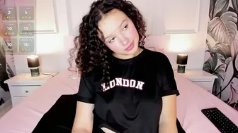 lucylovelyy1 teen 12-Sep-25
