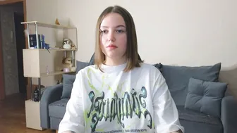 cute_junk chat porn video 13-Sep-25