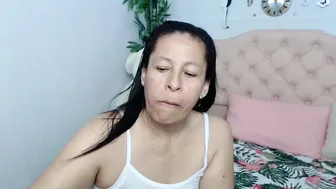 mature_martina_ recorded nude video 195786
