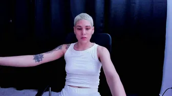 Laura_r23 cam sex chat 09-14-2025