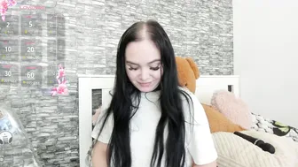 blue_candy28 14 September 2025 teen