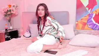 iriis_rosse recorded nude video 198310