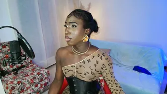 isseymz recorded nude video 198468