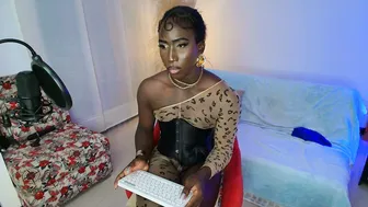 Isseymz ebony (09/14/2025)