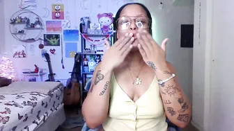 Zanycakezzz porn chat 15-Sep-2025