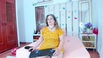 Anyelamature lovense stream
