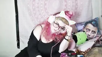 Veelehanex3 hugeboobs webcam