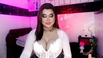 bigtraditionalts bigtits (03-09-2025)