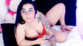 twerking_bigass latina - 10-Mar-2025