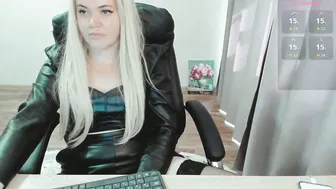 elia_ recorded nude video 200049