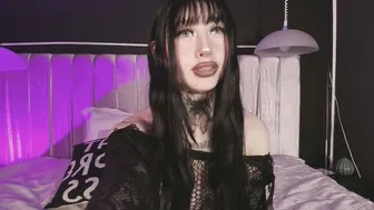 Zhally_dee video 16 September 2025
