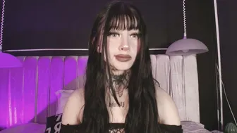 Zhally_dee video 16 September 2025