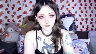 _devilbaby shy cam show