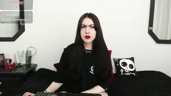 Amy_aloqua naked on cam - 09-16-2025