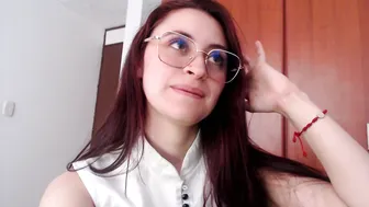 Julie_autmn_ 09/17/2025