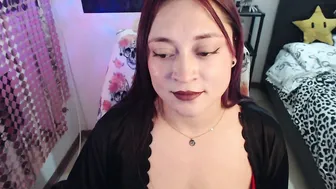Mia_adams_red shy 17-Sep-2025
