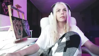tinykylie sex cam chat 17-Sep-2025