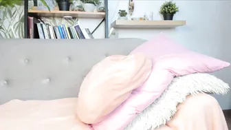 Goofyshygirl1 femdom sex cam chat