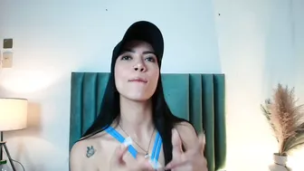 Abbiejoness_ skinny cam chat