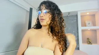 arihsay_evans smalltits 18-Sep-25