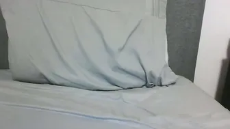 Lets_play143 squirt chat cam sex