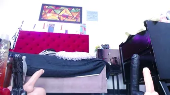 Tifanny_nails cam (09/19/2025)