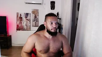 0_kingsley cam nude (09/19/2025)