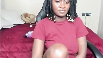 trizzytariaa recorded nude video 207540