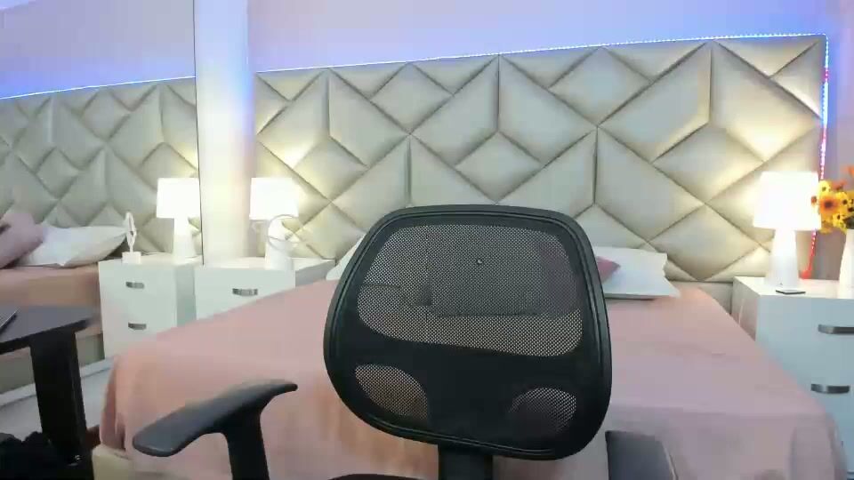 dulce_hiil_ porn sex chat (09/20/2025)