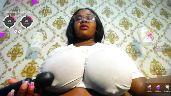 Nahybig_boobs nude cam video 09/21/2025