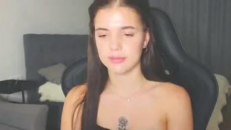 adri_dream webcam porn video 21-Sep-2025