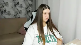 Aletta_oushen daddysgirl chat sex