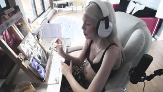 Tinykylie leagueoflegends porn sex chat